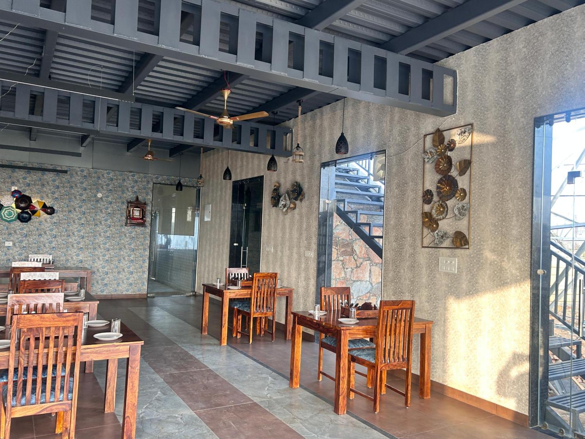 Royal Rajasthan Resort Sikar Eksteriør billede
