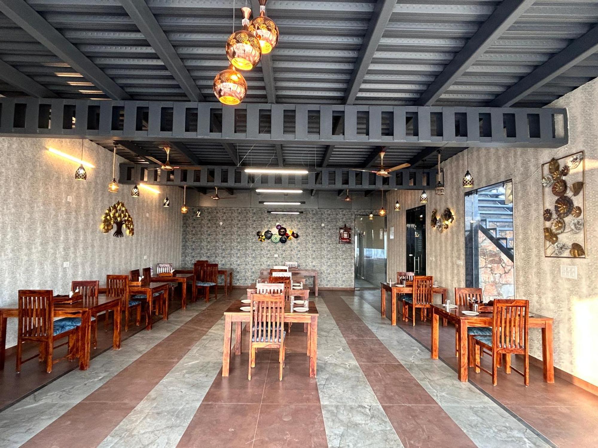 Royal Rajasthan Resort Sikar Eksteriør billede