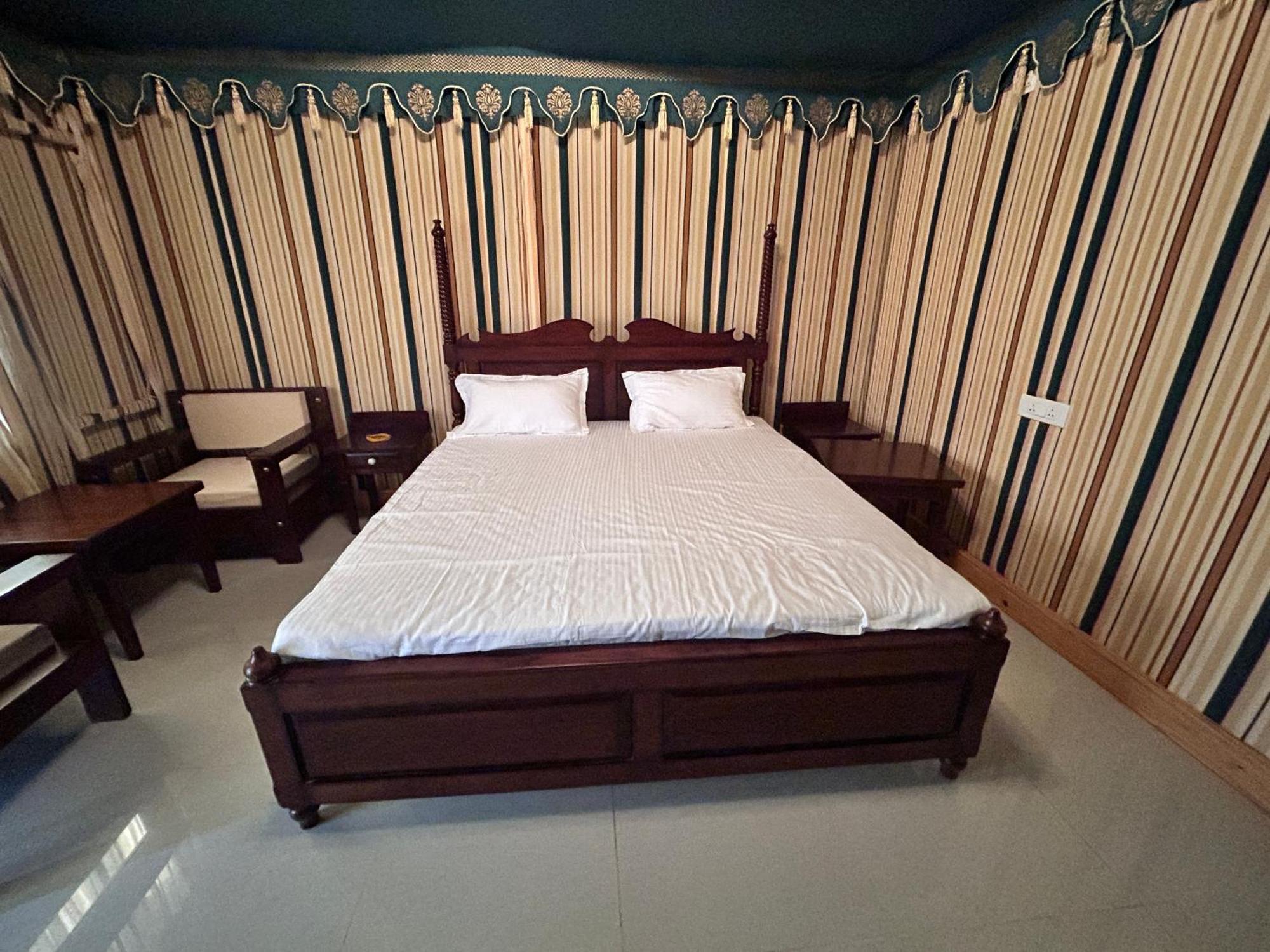 Royal Rajasthan Resort Sikar Eksteriør billede