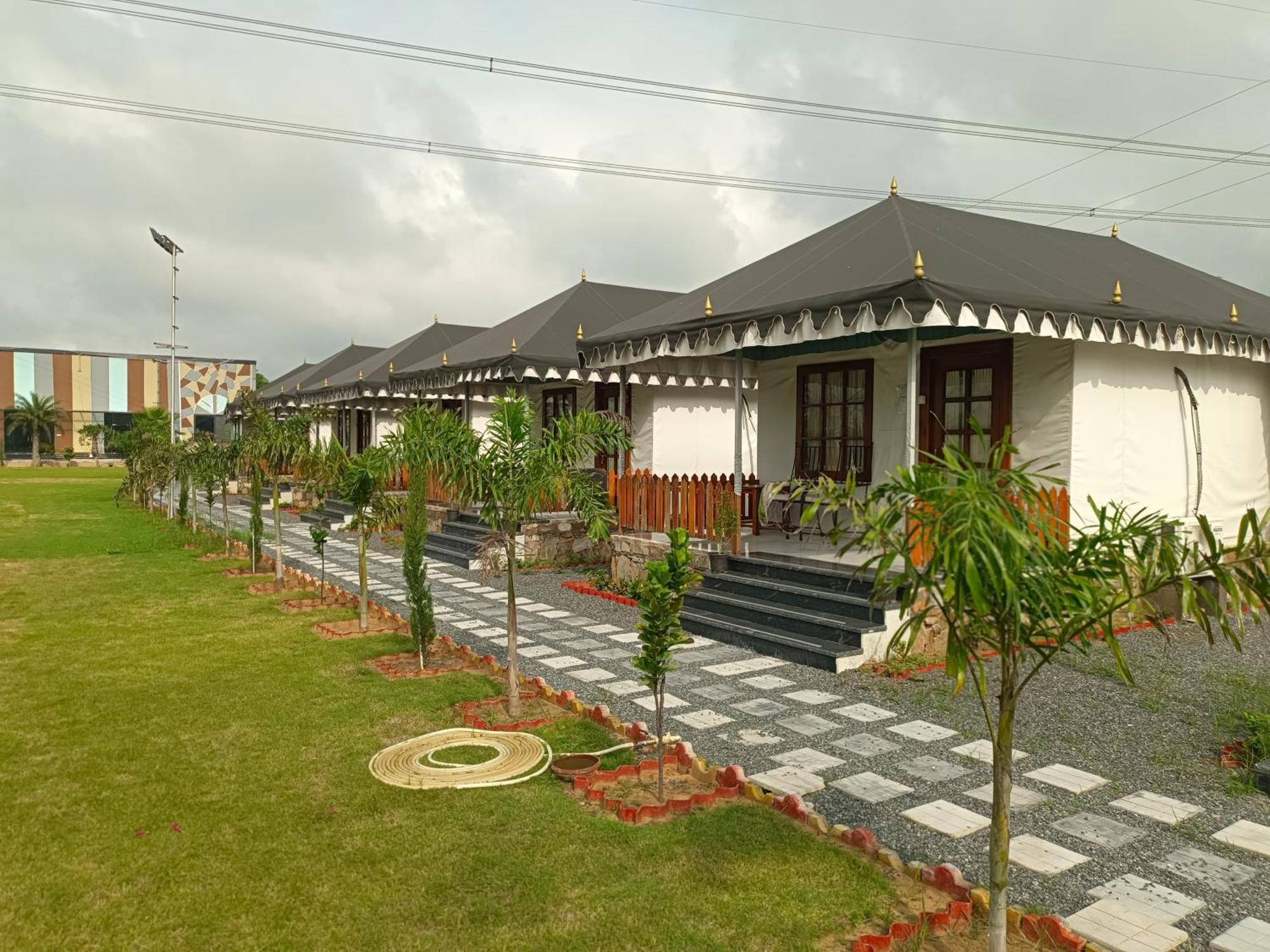 Royal Rajasthan Resort Sikar Eksteriør billede