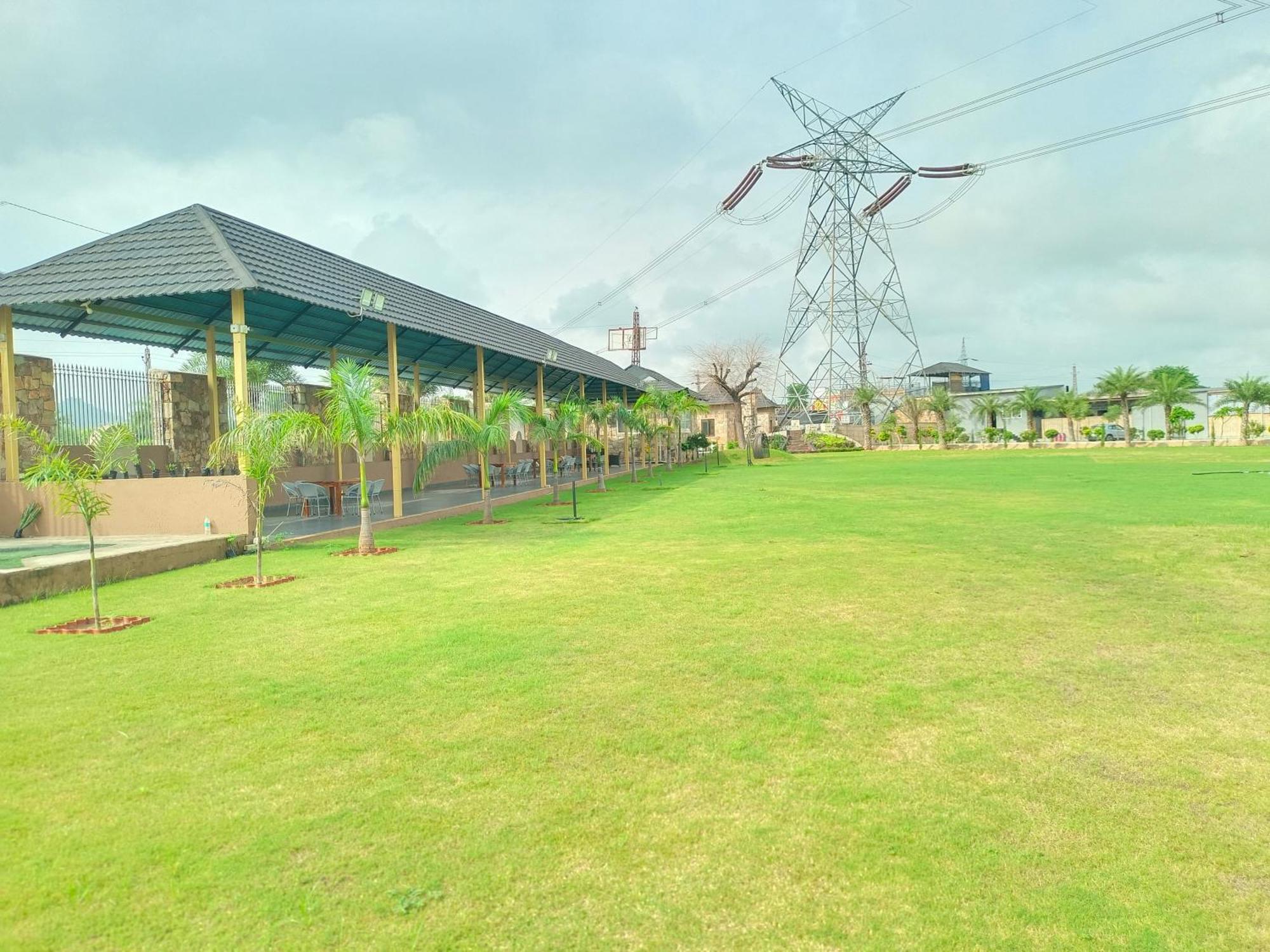 Royal Rajasthan Resort Sikar Eksteriør billede