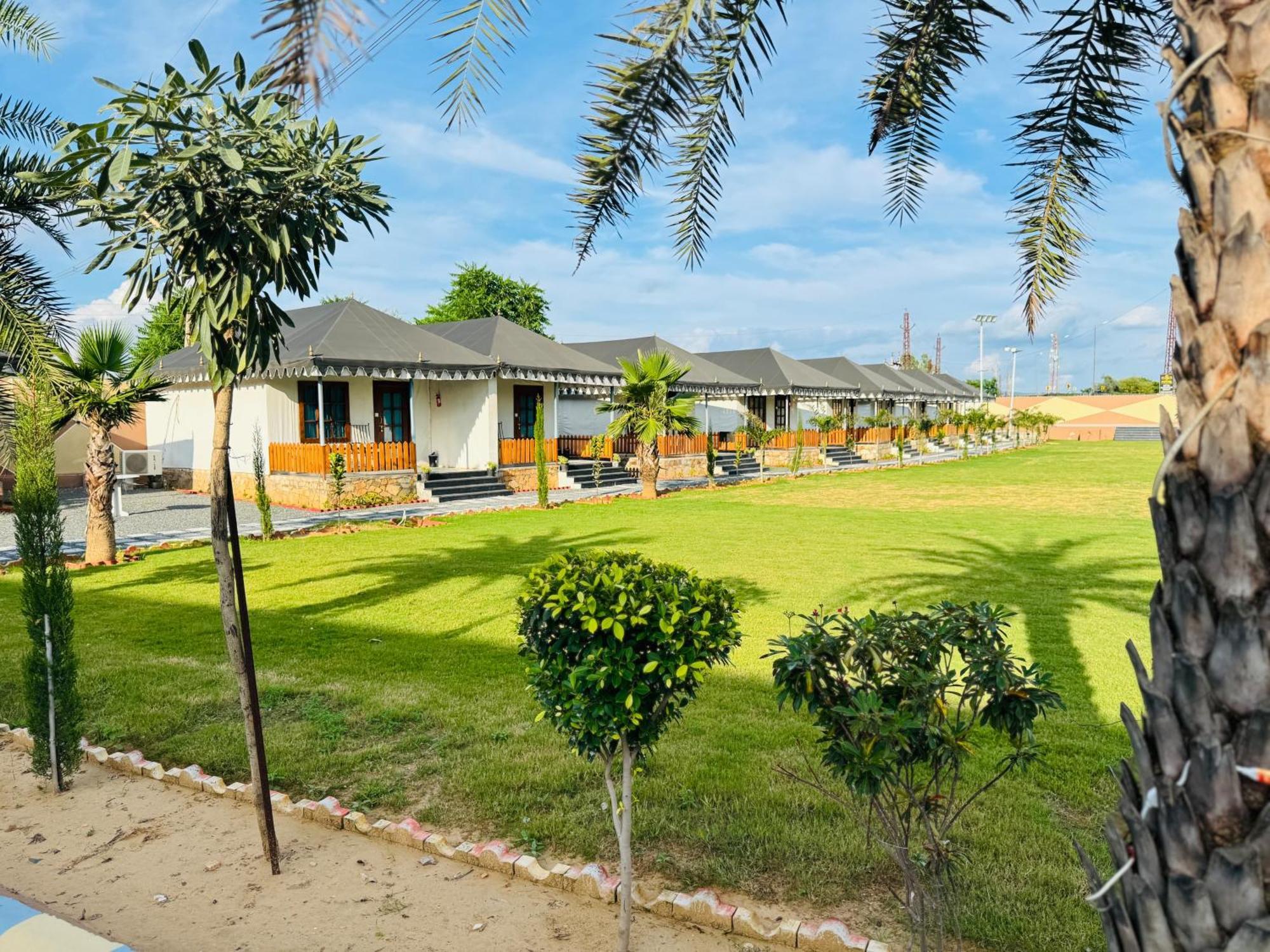 Royal Rajasthan Resort Sikar Eksteriør billede